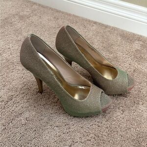 Chinese laundry Heels